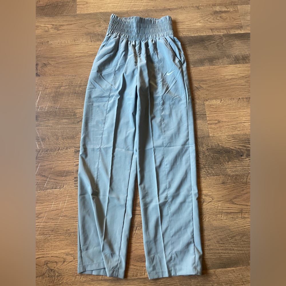 NIKE DRI-FIT Gray ultra high rise pants